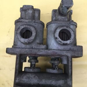 Bomba doble a engranaje incompleta