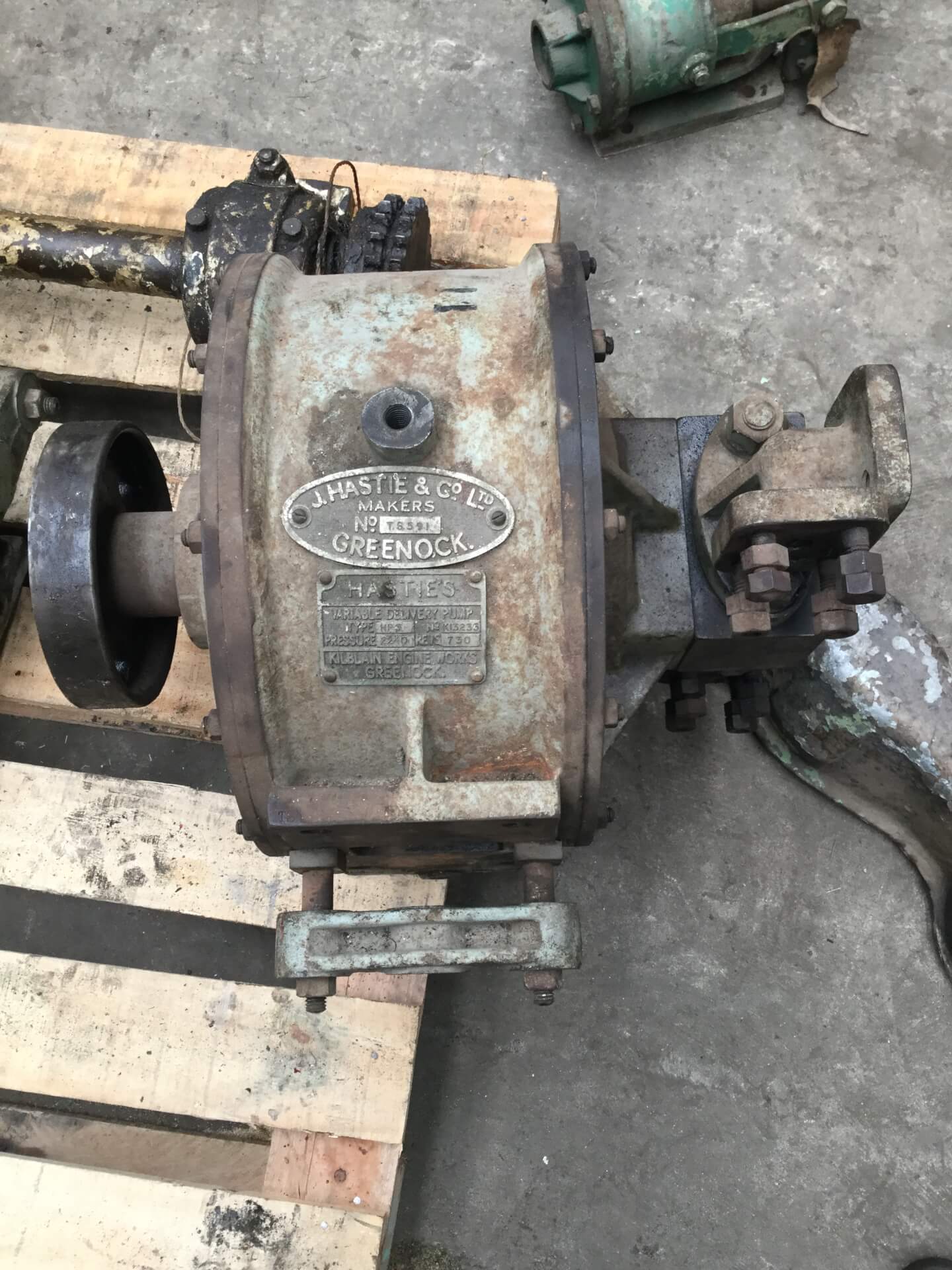 Bomba de aceite variable J.Hastie&Co LTD TYPE HP3 KI3235 Presión 2240 730rev