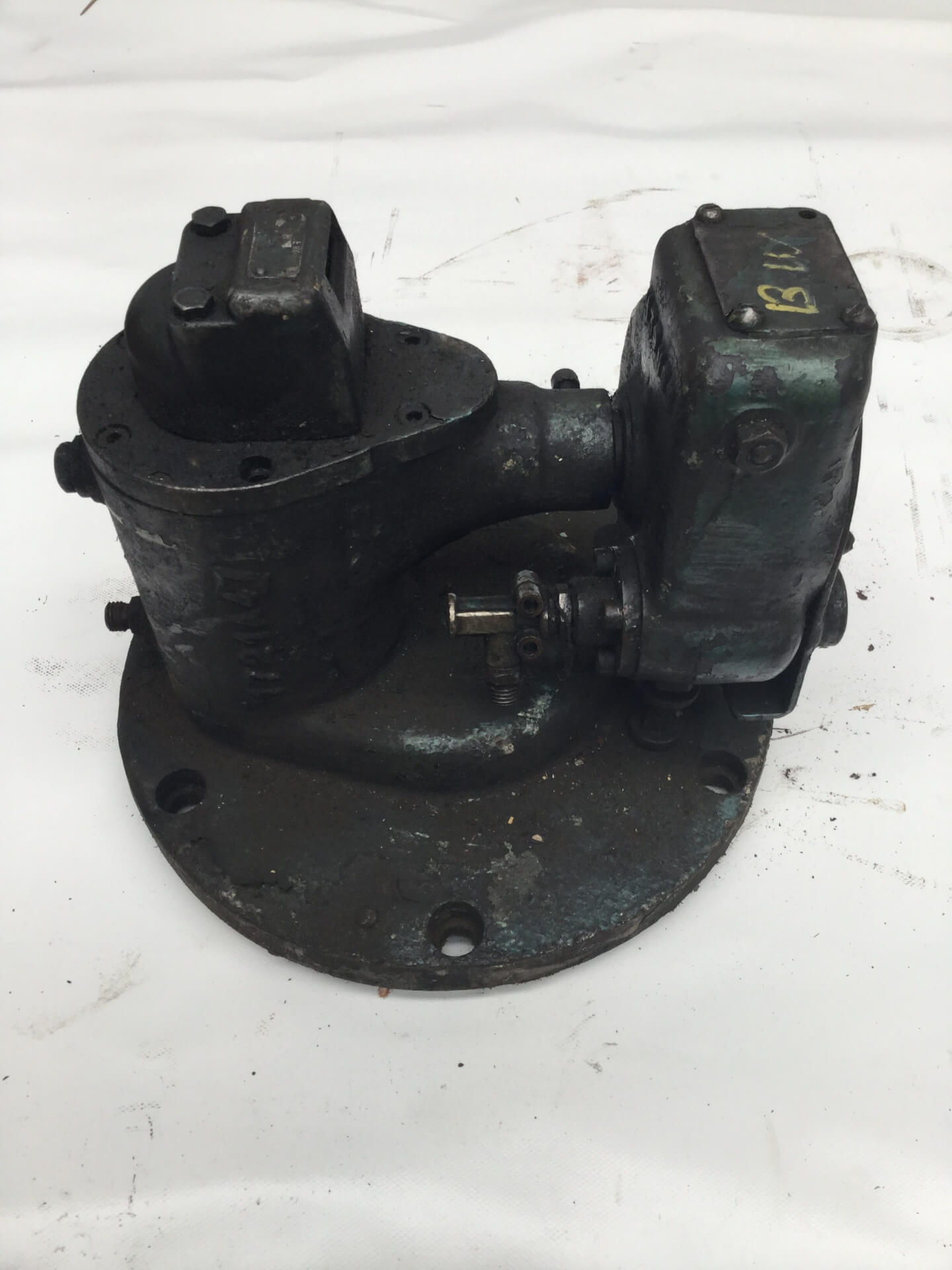 Dispositivo de sobrevelocidad y cuenta horas BW