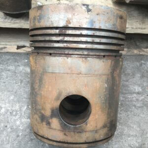 Pistón Øext=215; Øeje=2 1/2; L=270"