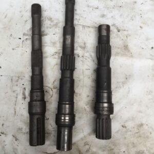 Eje con estrias y engranaje mecanizado