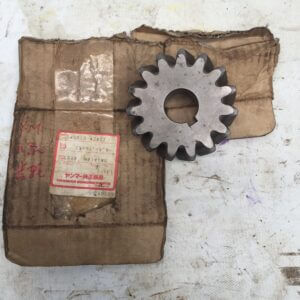 Engranaje helicoidal YANMAR nuevo de bomba de agua