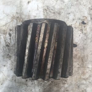 Engranaje helicoidal caja z=18, Øe=140; A=111, Øeje= 70